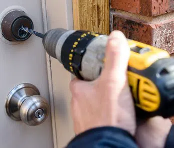 City Locksmith Services Lynn, MA 781-203-8008 City Locksmith Services Lynn, MA 781-203-8008 - 15-Hour-Locksmith