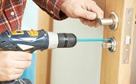 City Locksmith Services Lynn, MA 781-203-8008 - 10-Commercial-Lockouts